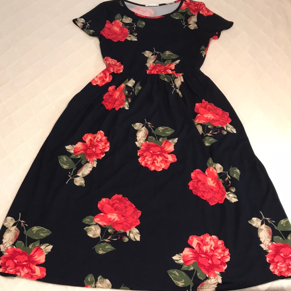 Navy Blue & Fushia Floral Pocket Midi Dress